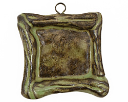 Gaea Ceramic Spring Green on Chocolate Square Bezel 25mm