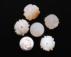 Natural Agate (matte) Round Carved Rose 16mm