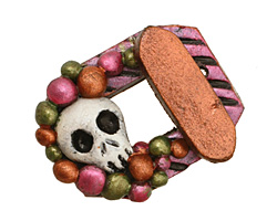 Poison Tree Polymer Clay Pink Skull Toggle Clasp 27x22mm, 21mm bar