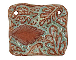 Gaea Ceramic Robin's Egg on Brick Leaf Connector 45x39mm