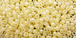 TOHO Ceylon Banana Cream Round 8/0 Seed Bead