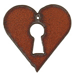 The Lipstick Ranch Rusted Iron Heart Lock Pendant 45mm
