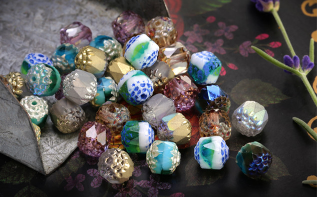 Czech glass lantern beads