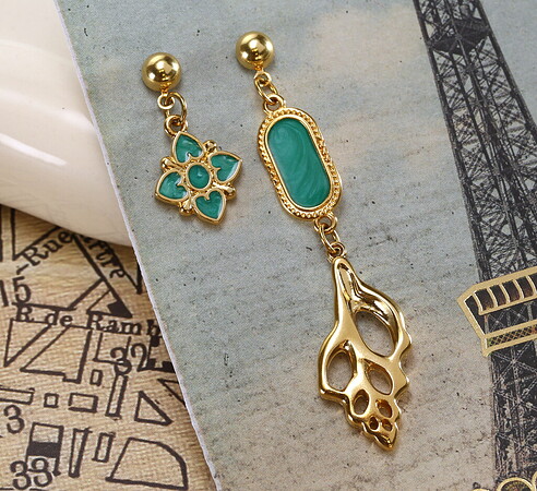 Côte d'Émeraude Earrings