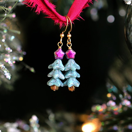 Tiny Tannenbaum Earrings