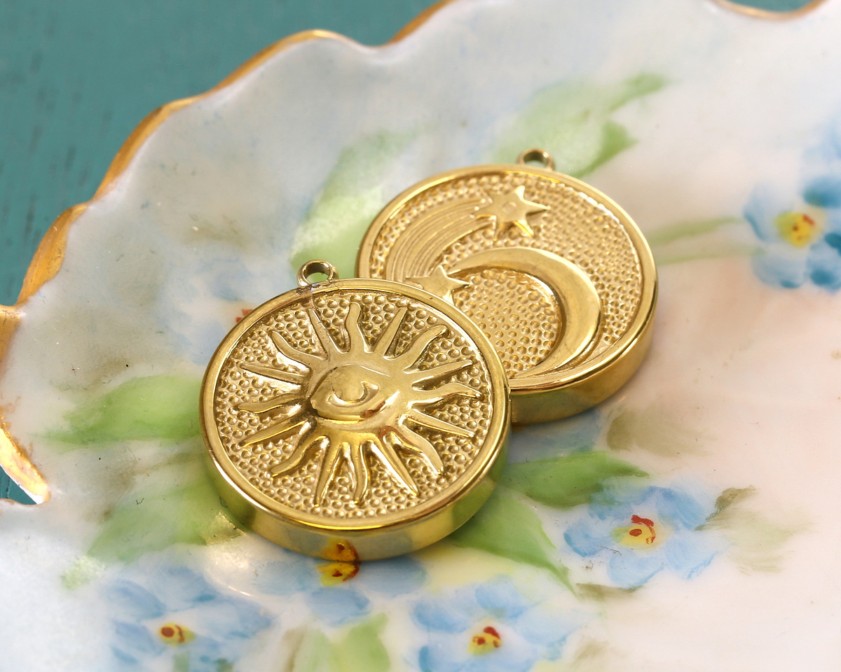 14K Gold (plated) Stainless Steel 2-sided Sun & Moon Focal 18x20mm