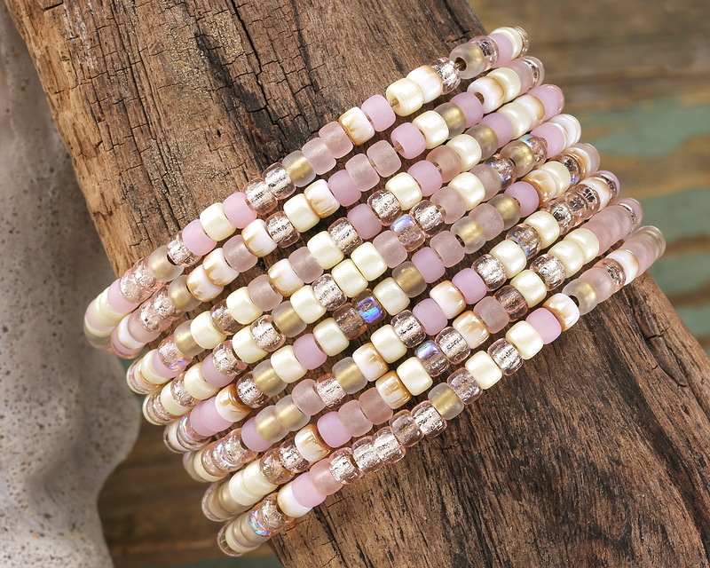 【HYERES LOR】24SS★ BR(W) Ball Pearl & Carnelian Beads NC Gold Krist Neon Pearl Bracelet | Adorn Luxe | Adornmonde