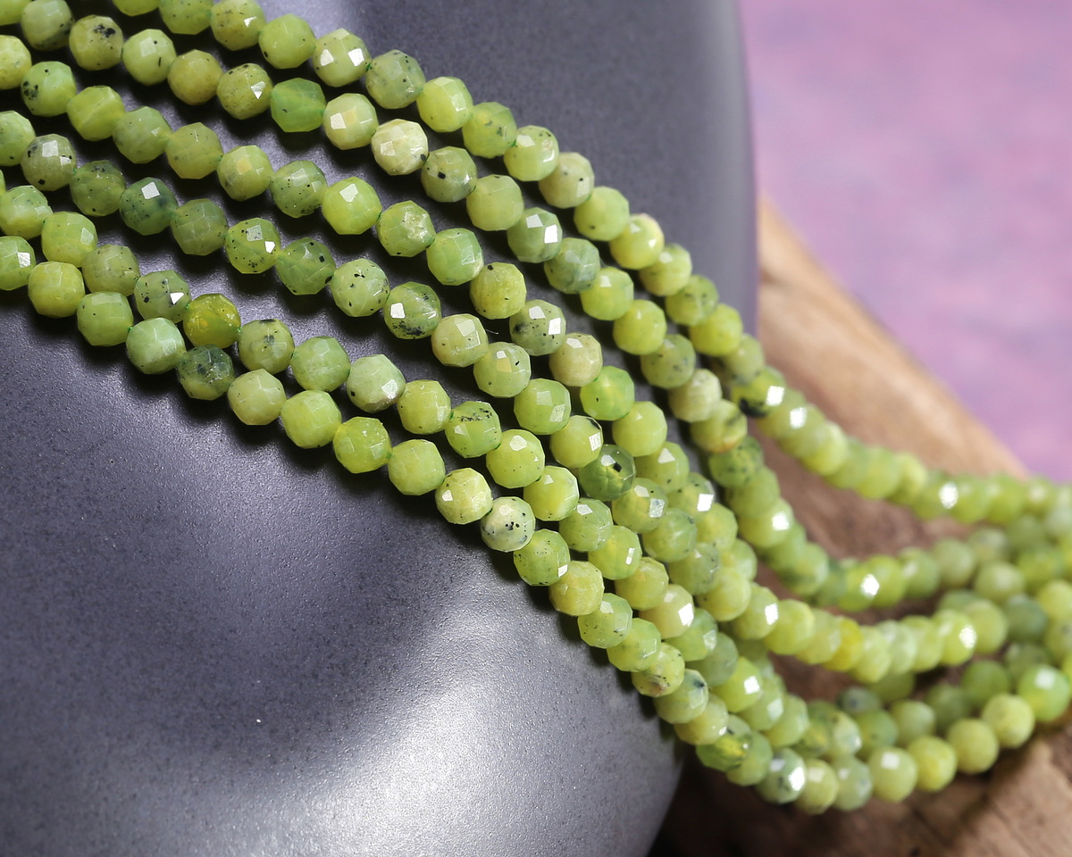 Canadian Jade Microfaceted Round 3mm