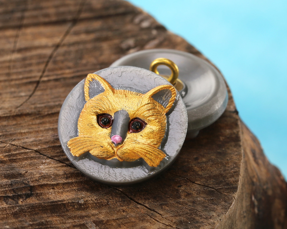 Czech Glass Grey w/ Hand Painted Orange Cat Face Button 18mm