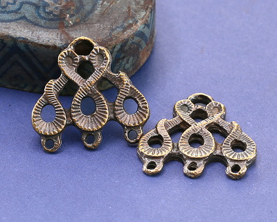 Mykonos Antique Brass (plated) Serpent Chandelier Focal Link 18x19mm