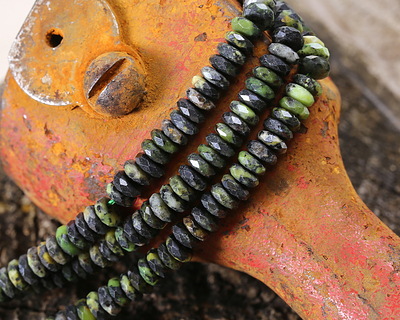 China Chrysoprase (dark) Faceted Spacer Rondelle 2x5mm