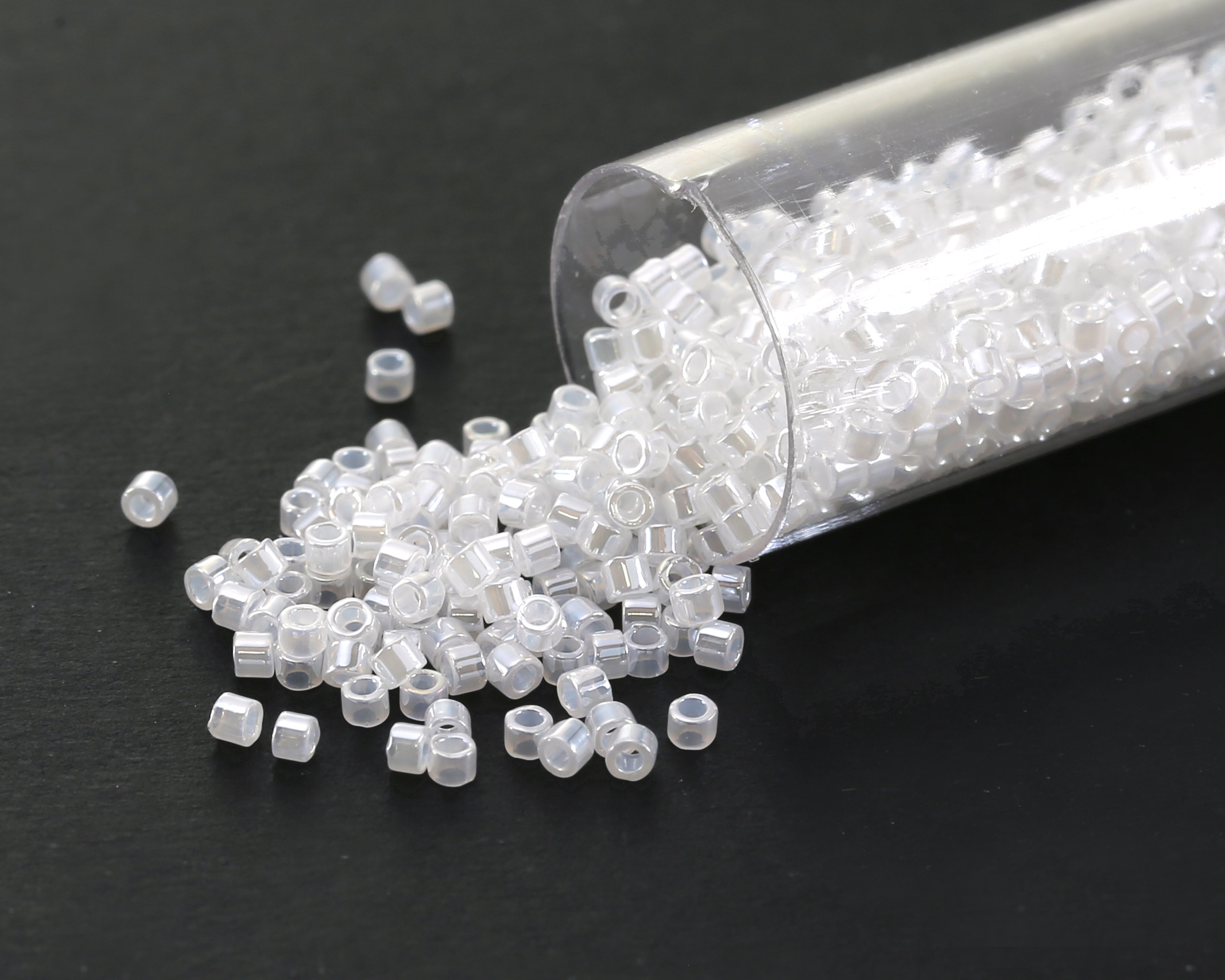 iPhone - Miyuki Amazon.com: Miyuki Delica Seed Beads – Size 11/0 (1.6 mm