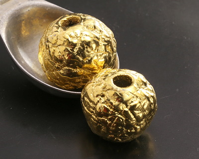 Mykonos Metalized Ceramic Gold Textured Round 19-21mm