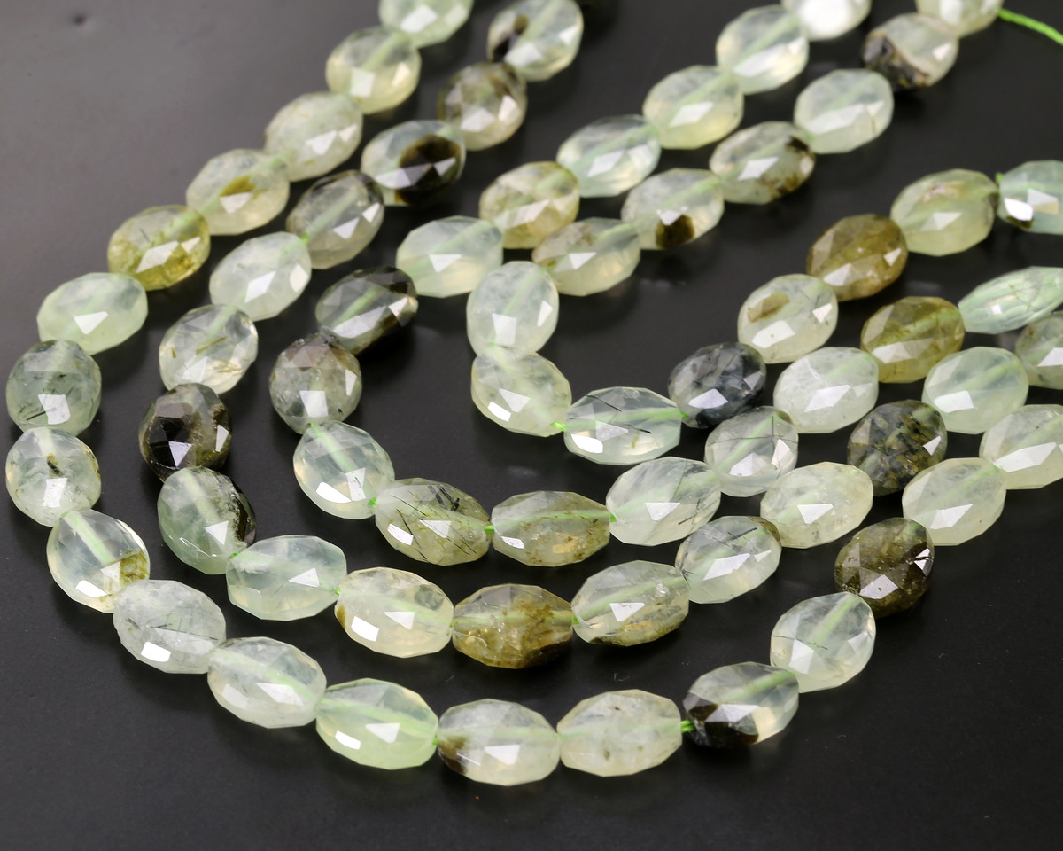 Prehnite Microfaceted Oval 10x8mm