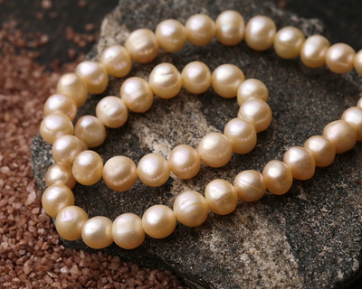Peach Freshwater Potato Pearl 7-8mm