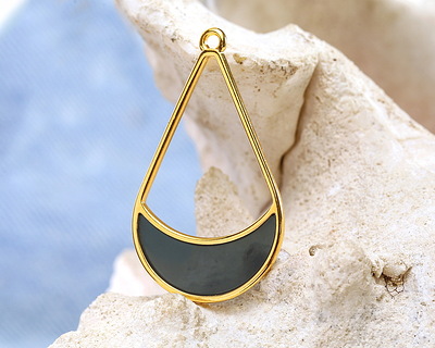 24K Gold (plated) Transparent Jet Resin Openwork Teardrop Focal 24x42mm