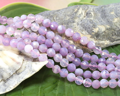 Lavender Moon Quartz (AA) Microfaceted Round 5mm