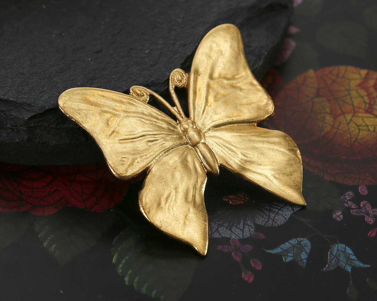 Vintaj Solid Brass Meadow Butterfly Focal 41x38mm