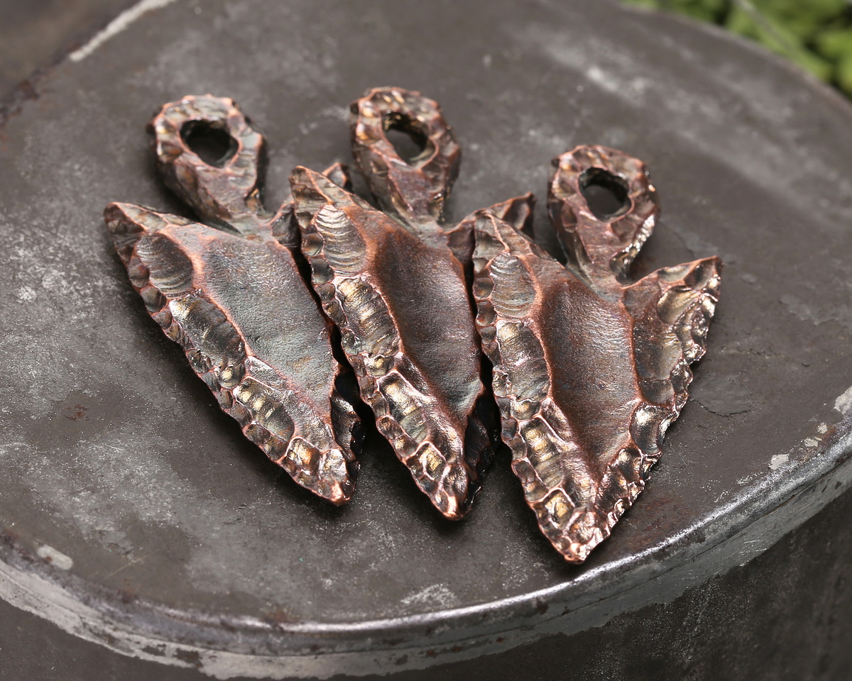 Mykonos Antique Copper (plated) Narrow Arrow Head Pendant 21x47mm