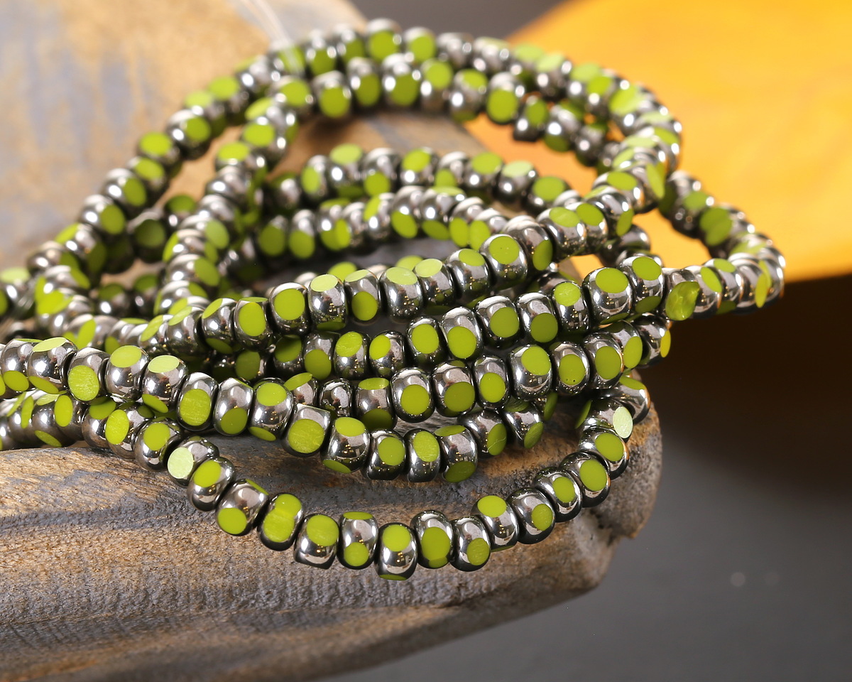 Czech Glass Avocado w/ Antique Silver Trica Beads 3x4mm