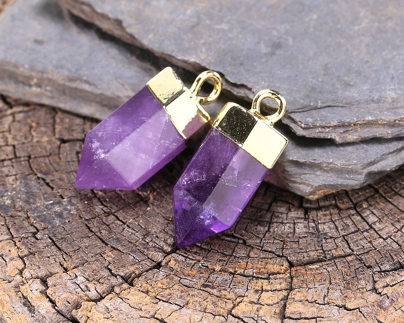 Amethyst Point w/ Gold Finish 8x16mm