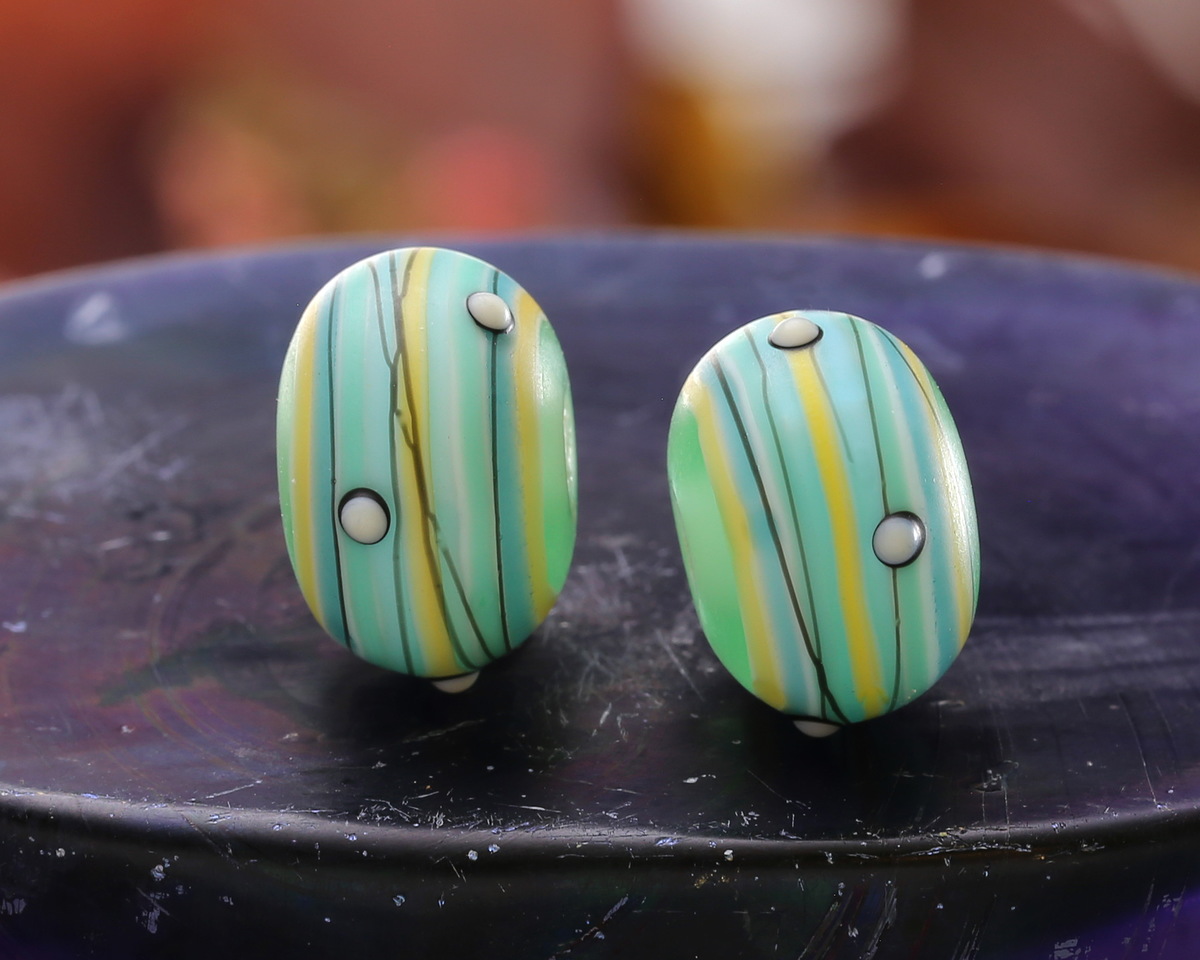 Grace Lampwork Matte Fern Leaf Rondelle 10x16mm