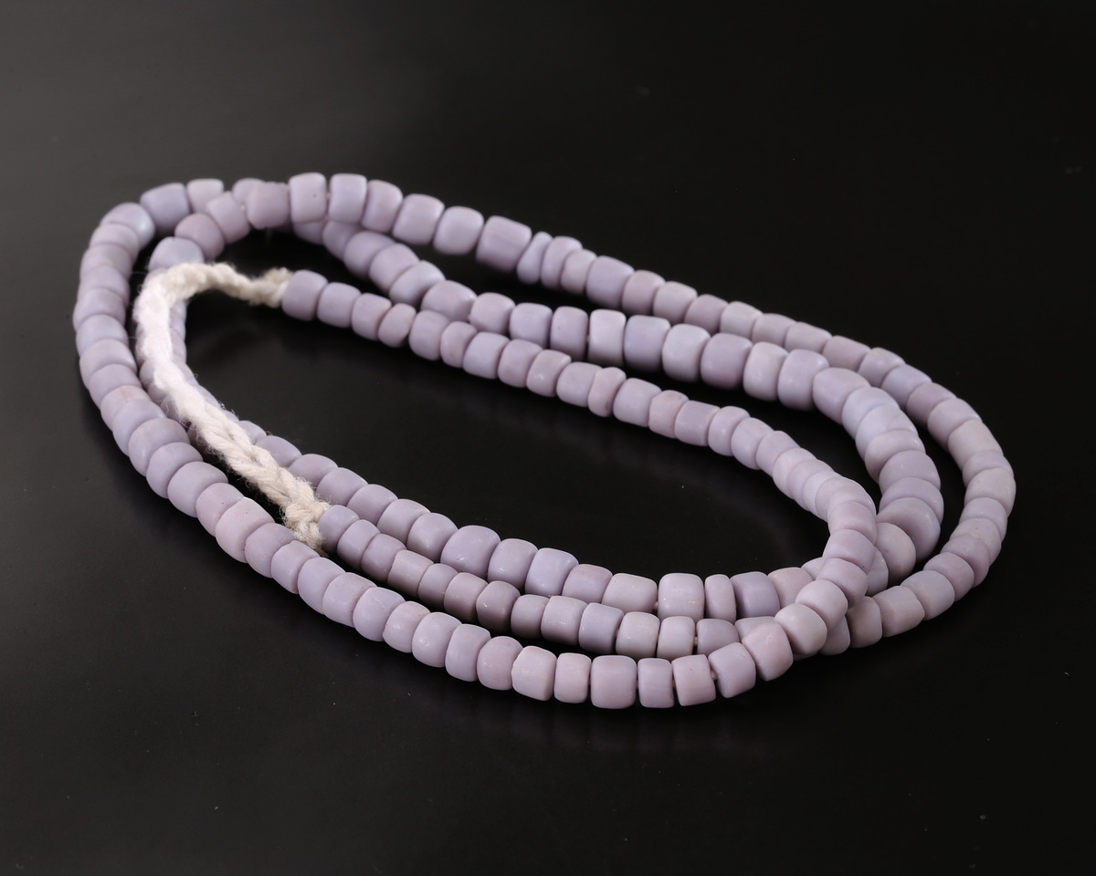 Java Glass Lavender Graduated Gooseberry Beads 3-6x4-6mm