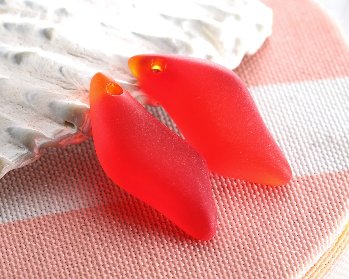 Cherry Red Beach-Style Glass Wave Drop Pendant Pair 12x25mm