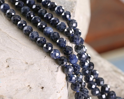 Blue Sapphire Microfaceted Round 4mm