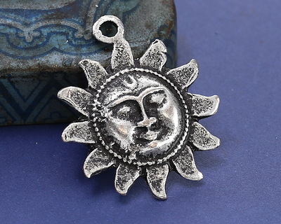 Mykonos Antique Silver (plated) Sun Face Focal 25x29mm