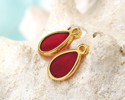24K Gold (Plated) Transparent Ruby Red Resin Drop Focal 8x15mm