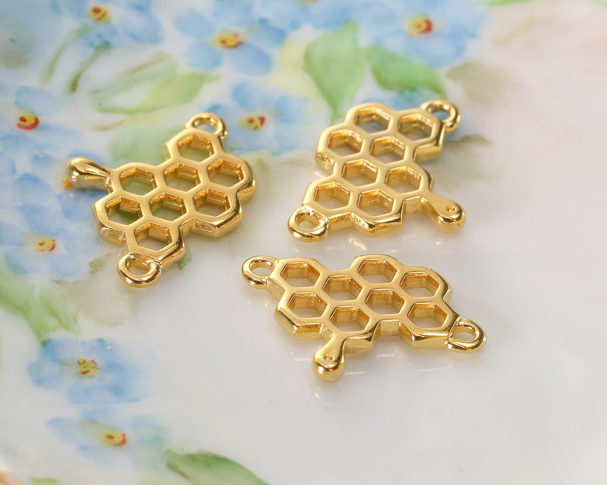 24K Gold (plated) Dripping Honeycomb Focal Link 21x15.5mm