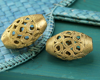 African Brass (Ghana) Large Rice w/ Circles 35-40x21-24mm