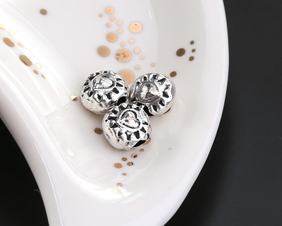 Mykonos Antique Silver (plated) Folksy Heart Bead 7mm