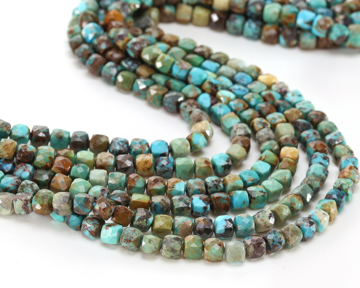 Hubei Turquoise (Blue Green w/ Matrix) Microfaceted Cube 4mm