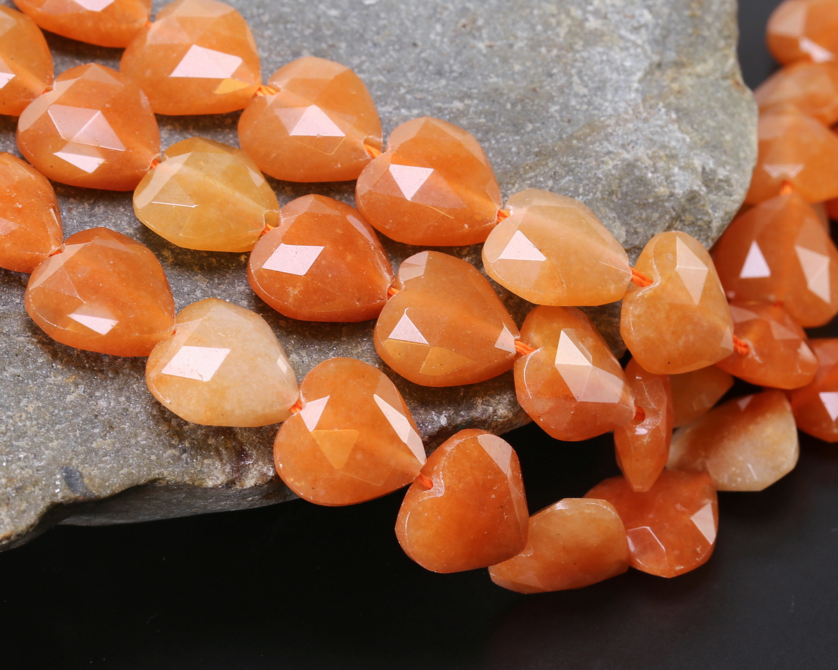 Red Aventurine Microfaceted Heart 13-14mm