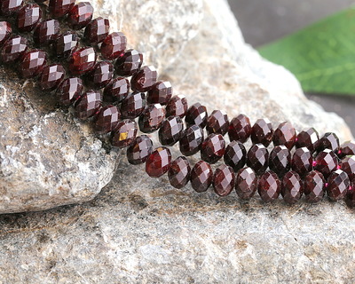 Garnet (dark) Microfaceted Rondelle 4x6mm