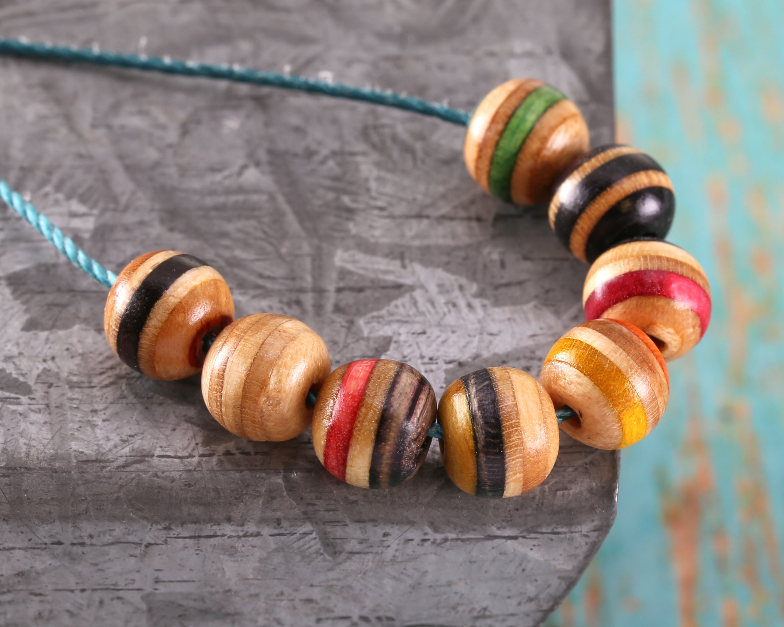 鍋敷wood beads Recycled Multi-Color Skateboard Wood Bead 8mm