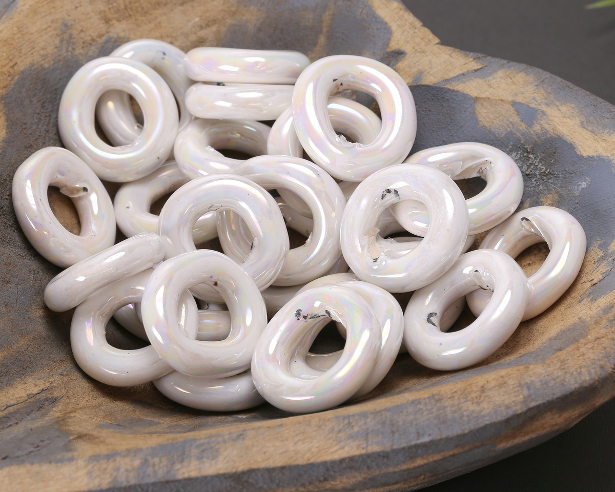 Mykonos Ceramic Iridescent White Ring 24-25mm