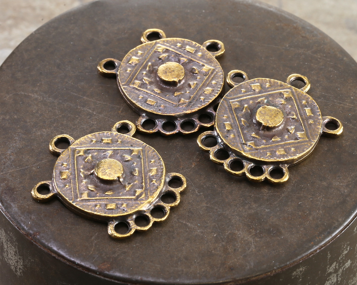 Mykonos Antique Brass (plated) Medallion Multi-Ring Chandelier Focal Link 25x28mm