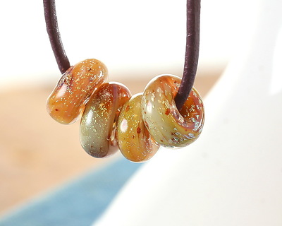 Unicorne Beads Glass Midnight Spell Donut 4-6x9-11mm