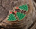 Enamel Christmas Tree w/ Red Star Focal 16x20mm