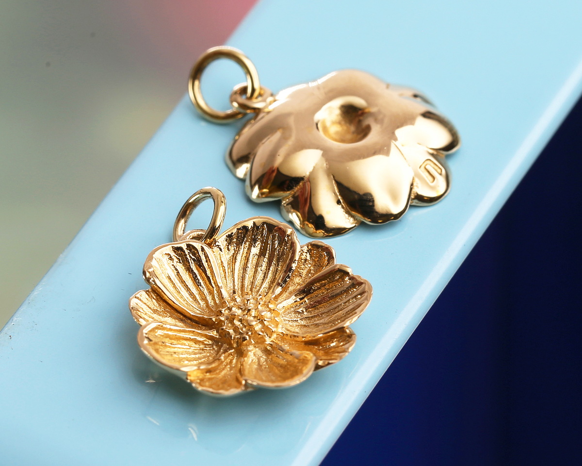 Nina Designs Bronze Peony Blossom Focal 16x20mm