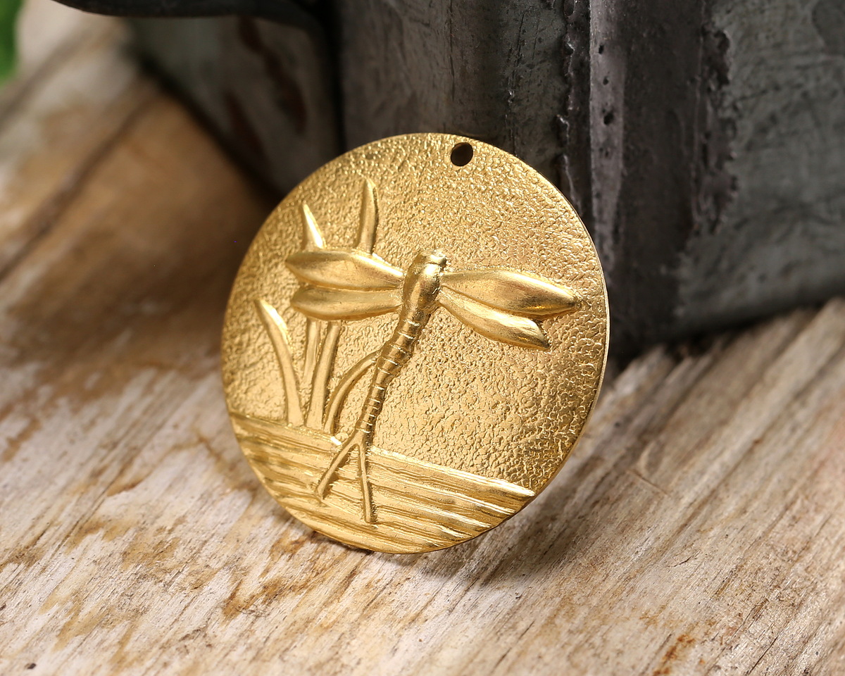 Vintaj Solid Brass Dragonfly Pond Coin 27mm