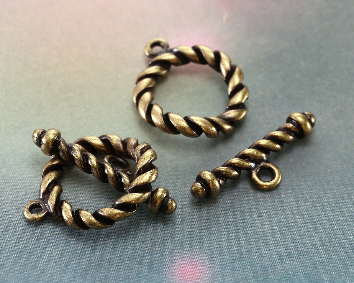 Antique Brass (plated) Roped Toggle Clasp 24x19mm, 27mm Bar