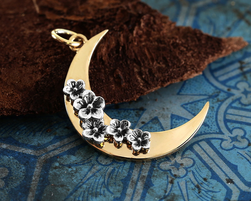 ANDMARY】Luna charm tops