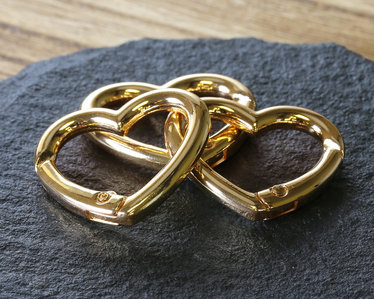 18K Gold (plated) X-Large Heart Clasp 30x26mm