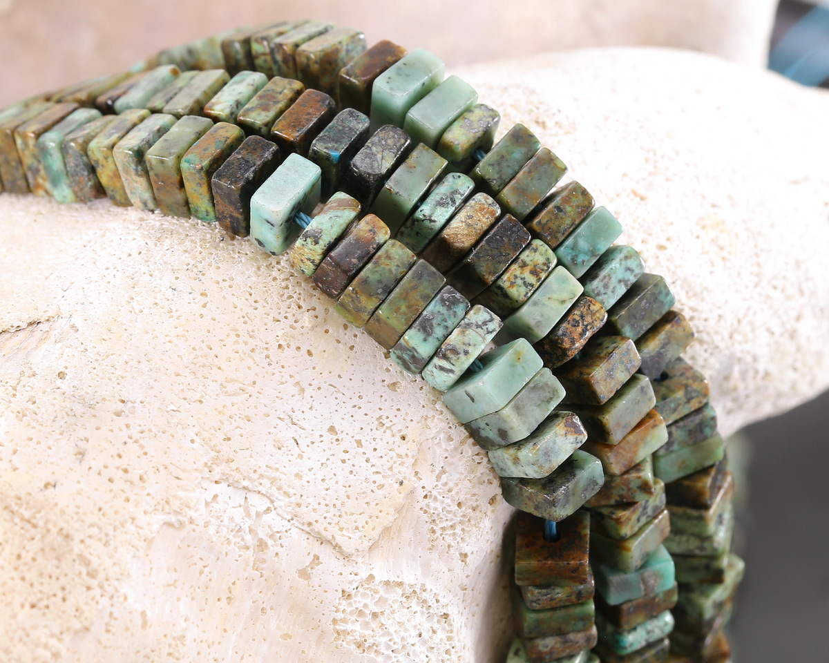 African Turquoise Squaredelle 3x6mm