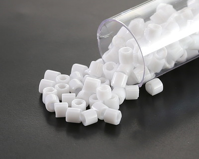 Miyuki Delica White (DBL0200) 8/0 Seed Bead