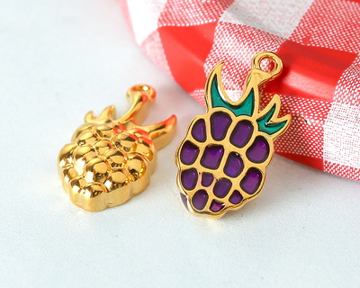24K Gold (plated) Enameled Blackberry Focal 10x21mm